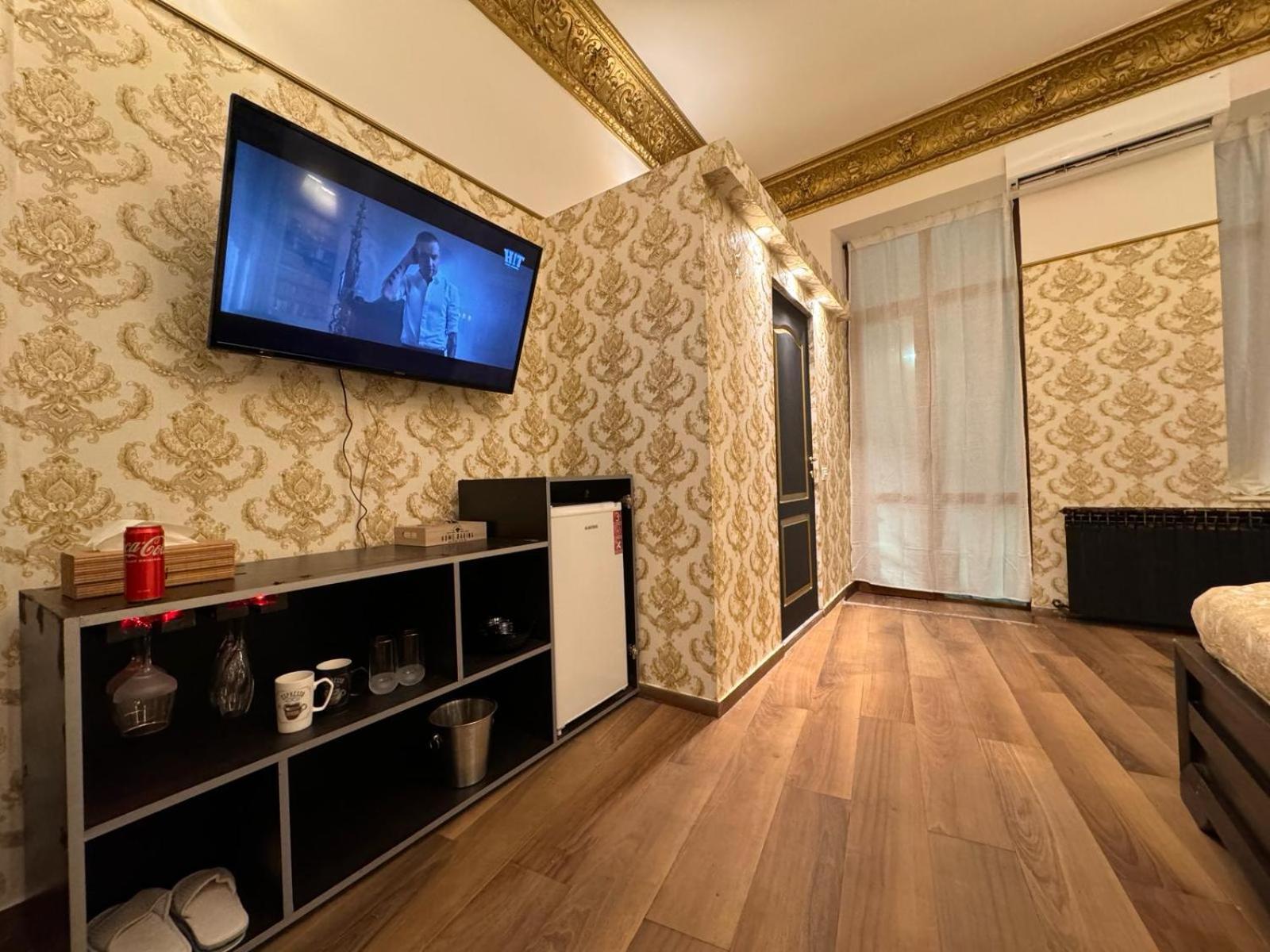 The King Suite With Balcony View Piata Romana Bucharest Exterior photo